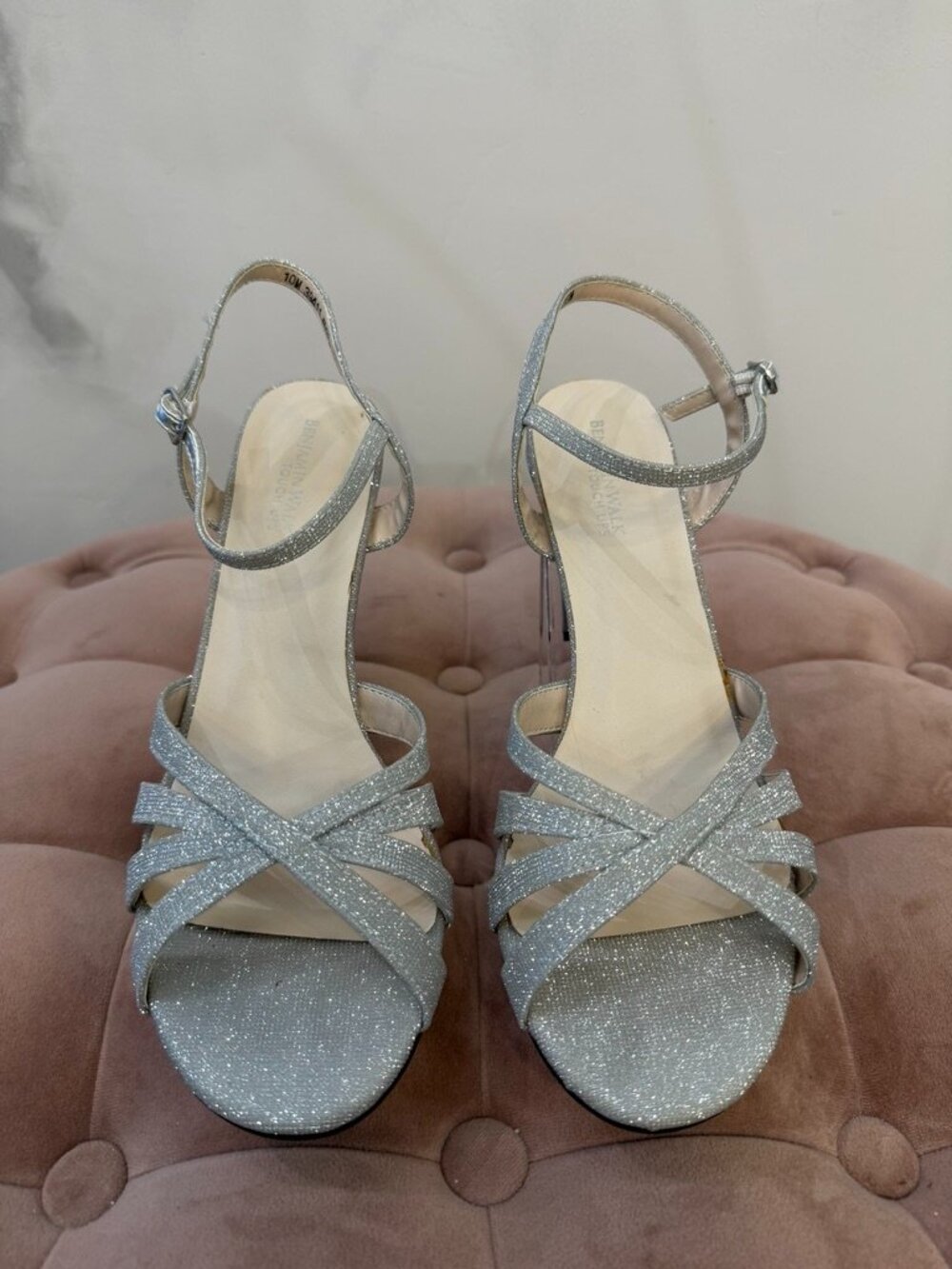Touch Ups By Benjamin Walk Maeve Silver Glitter Block Heel Sandals Size 10